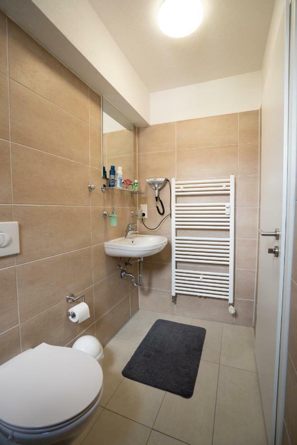 Baeren Hotel Хехинген Екстериор снимка