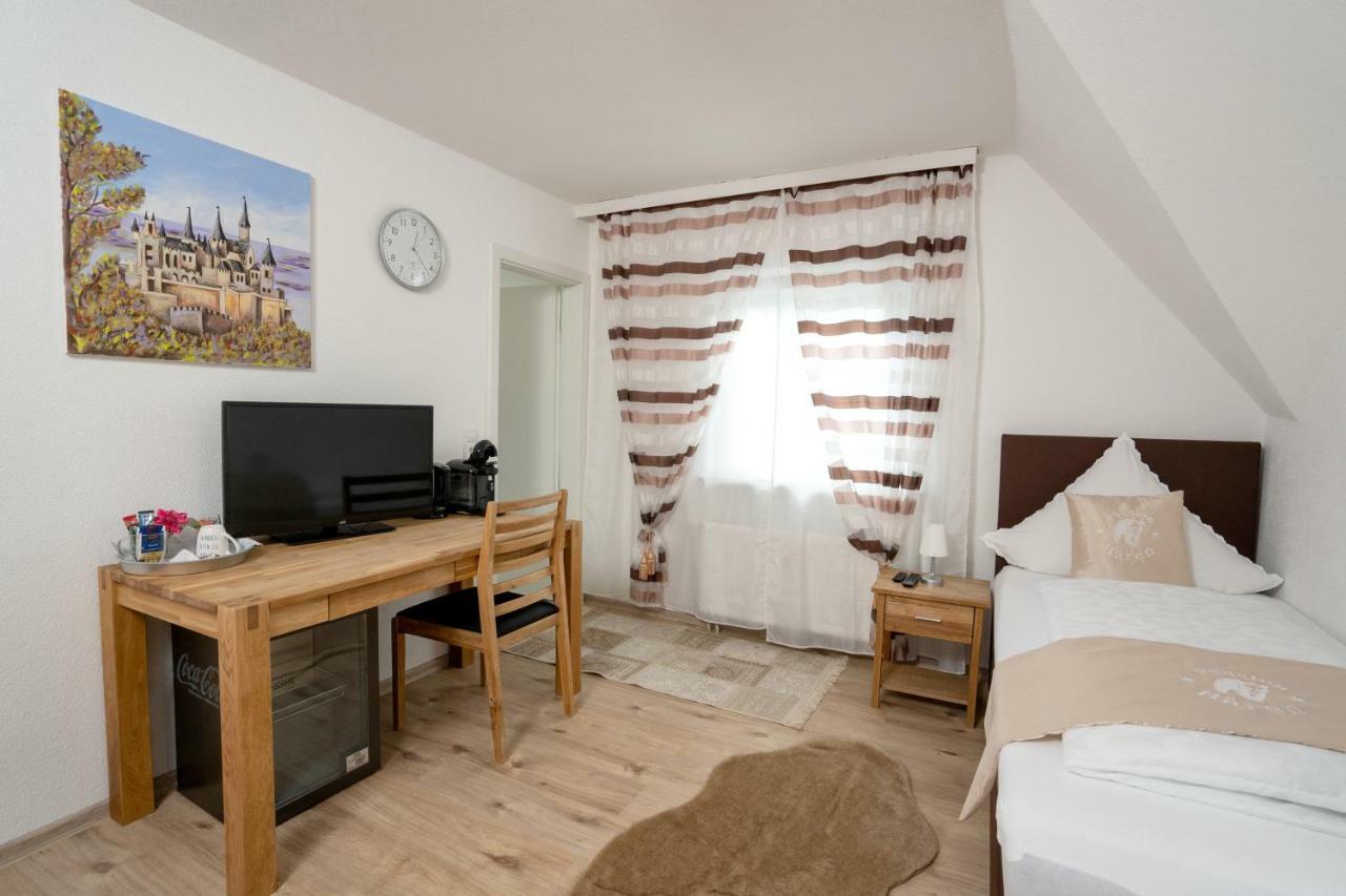 Baeren Hotel Хехинген Екстериор снимка